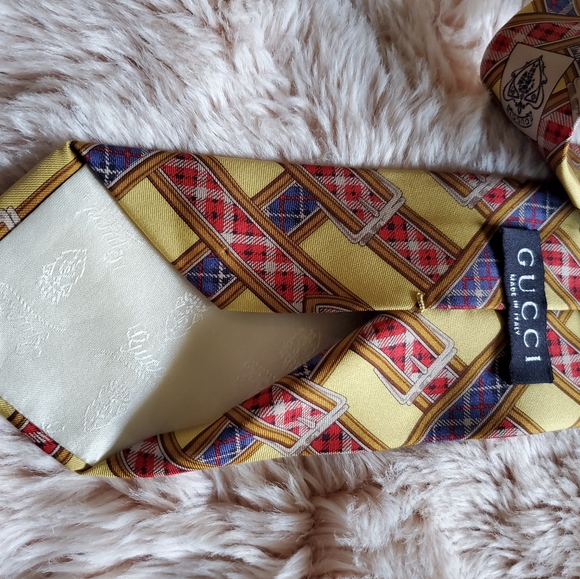 Gucci silk - Picture 4 of 4